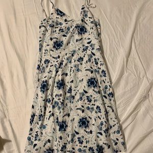 Knee length summer dress.